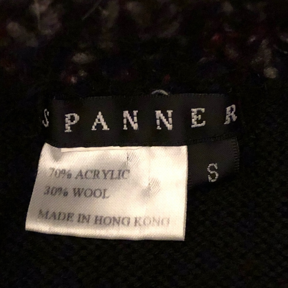 Spanner Sweater - Picture 3 of 8